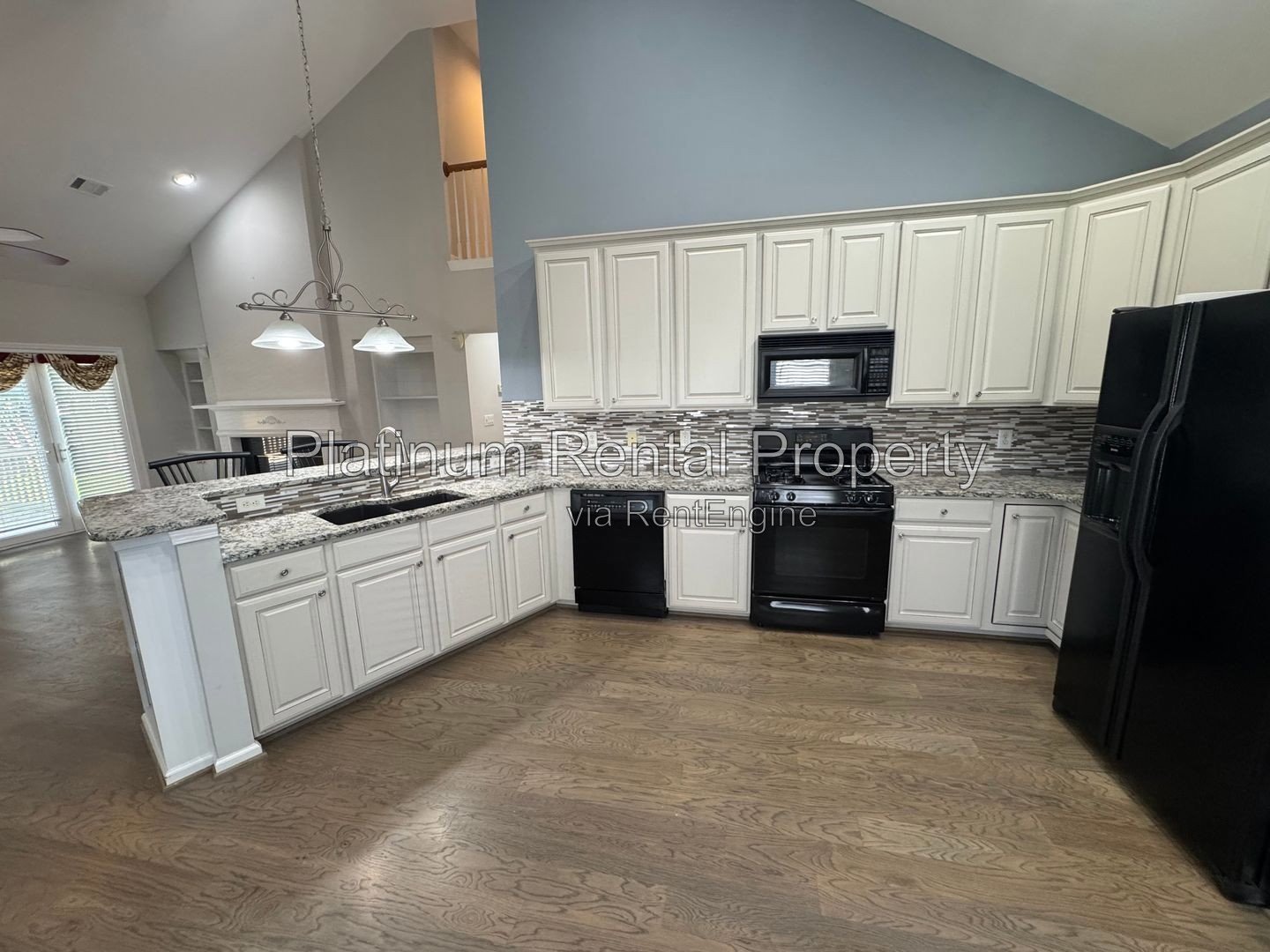Wonderful, 3 bedroom home with primary suite on the main in one of the most sought after areas in Suwanee, by Platinum Property Management Services, Inc. property image