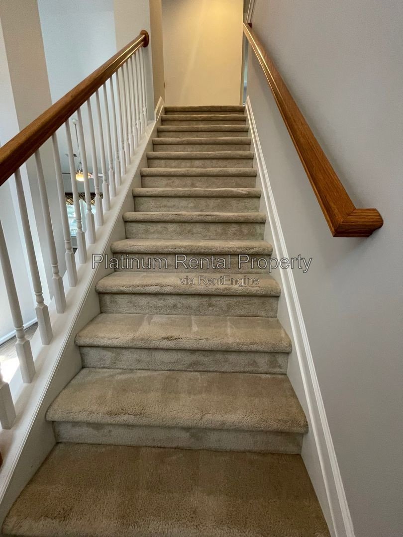 Wonderful, 3 bedroom home with primary suite on the main in one of the most sought after areas in Suwanee, by Platinum Property Management Services, Inc. property image