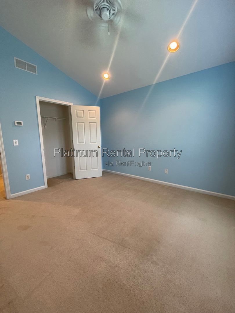 Wonderful, 3 bedroom home with primary suite on the main in one of the most sought after areas in Suwanee, by Platinum Property Management Services, Inc. property image