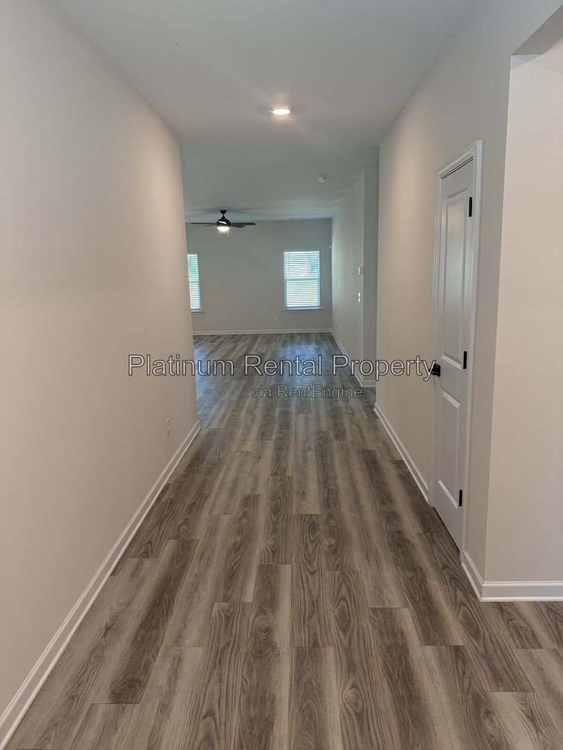 Better-than-new 3 Bedroom Ranch home in Dacula by Platinum Property Management Services, Inc. property image