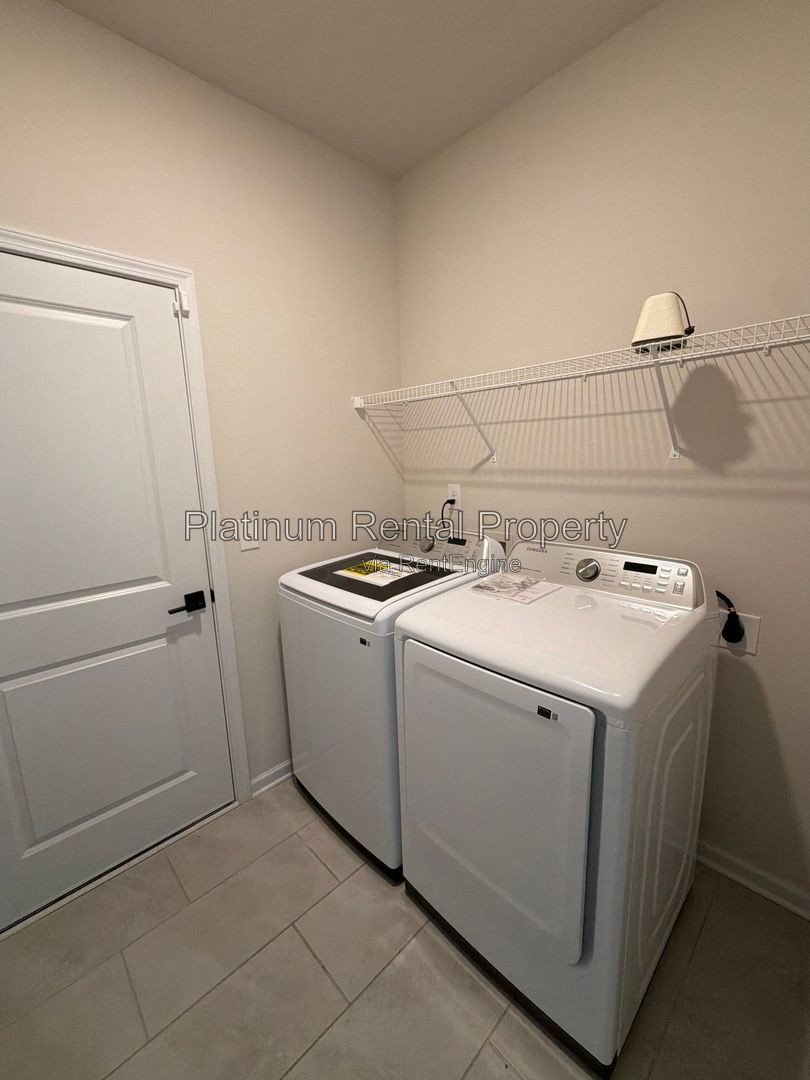 Better-than-new 3 Bedroom Ranch home in Dacula by Platinum Property Management Services, Inc. property image