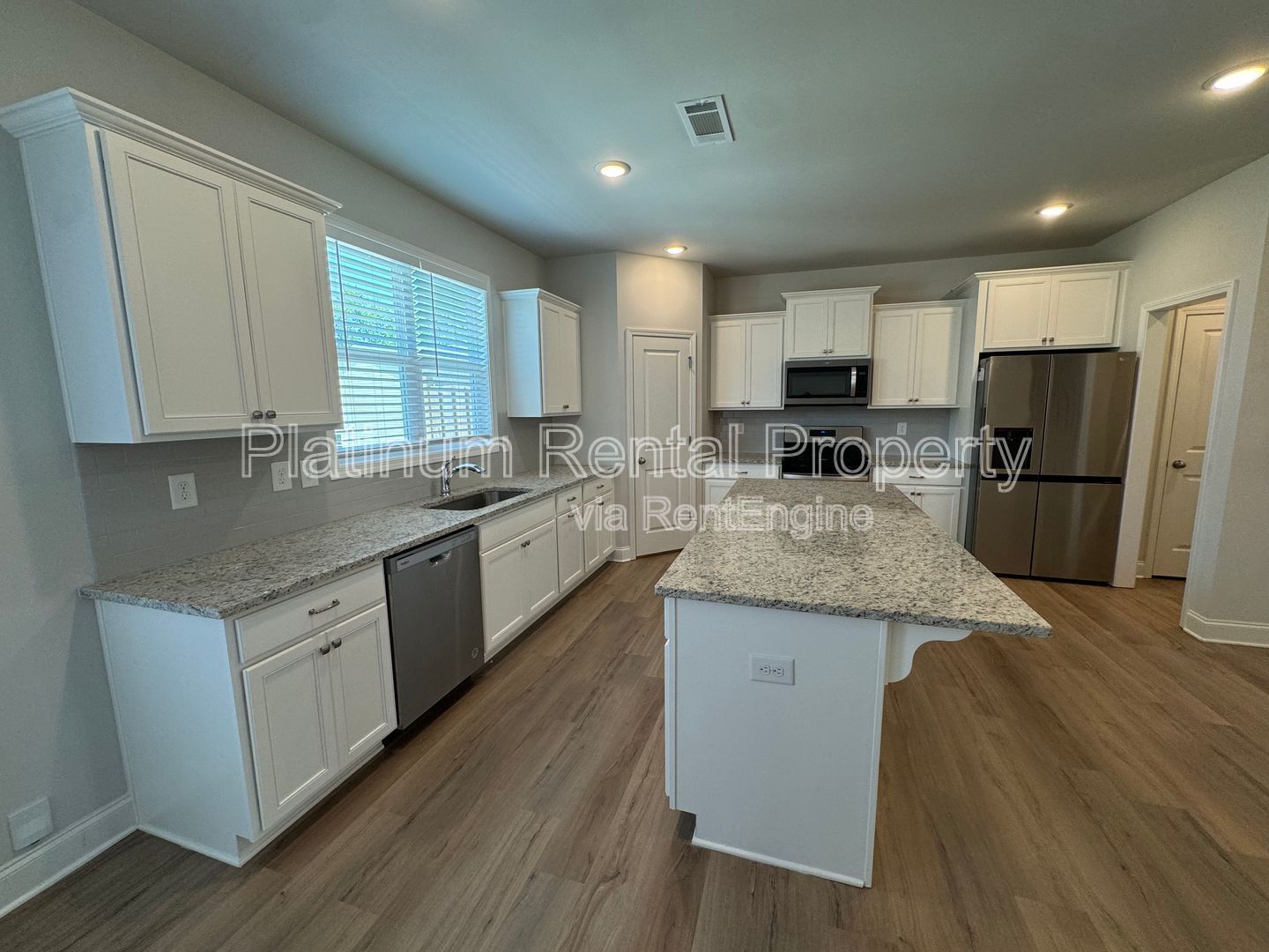 Beautiful 4 bedroom townhome in desirable Lawrenceville by Platinum Property Management Services, Inc. property image