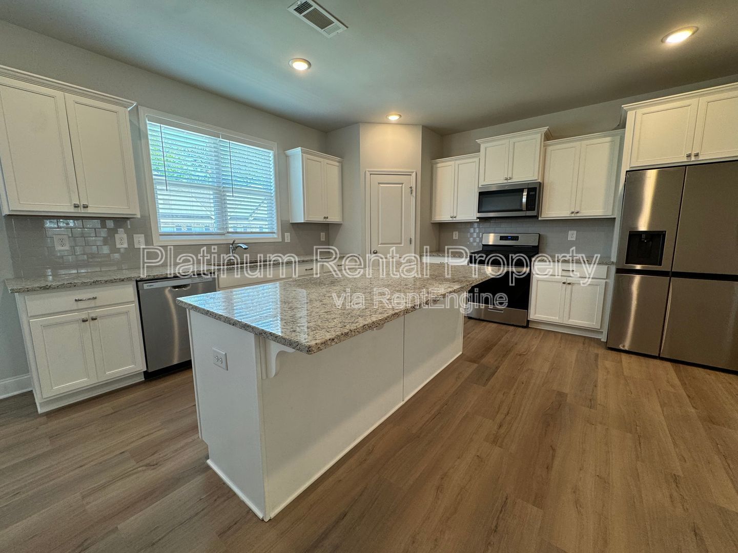 Beautiful 4 bedroom townhome in desirable Lawrenceville by Platinum Property Management Services, Inc. property image