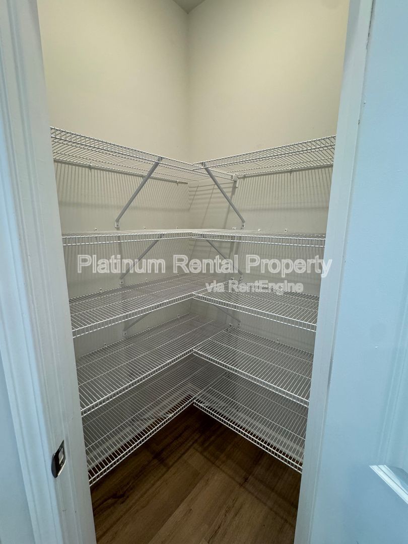 Beautiful 4 bedroom townhome in desirable Lawrenceville by Platinum Property Management Services, Inc. property image