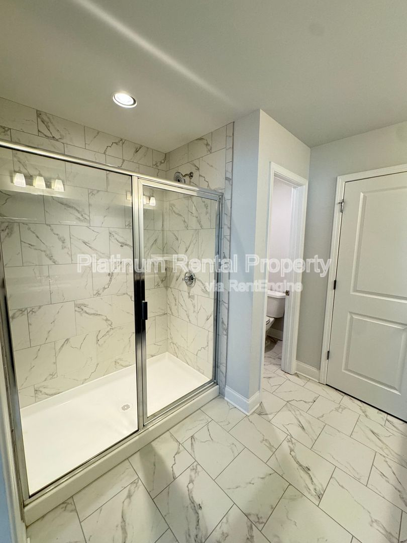 Beautiful 4 bedroom townhome in desirable Lawrenceville by Platinum Property Management Services, Inc. property image