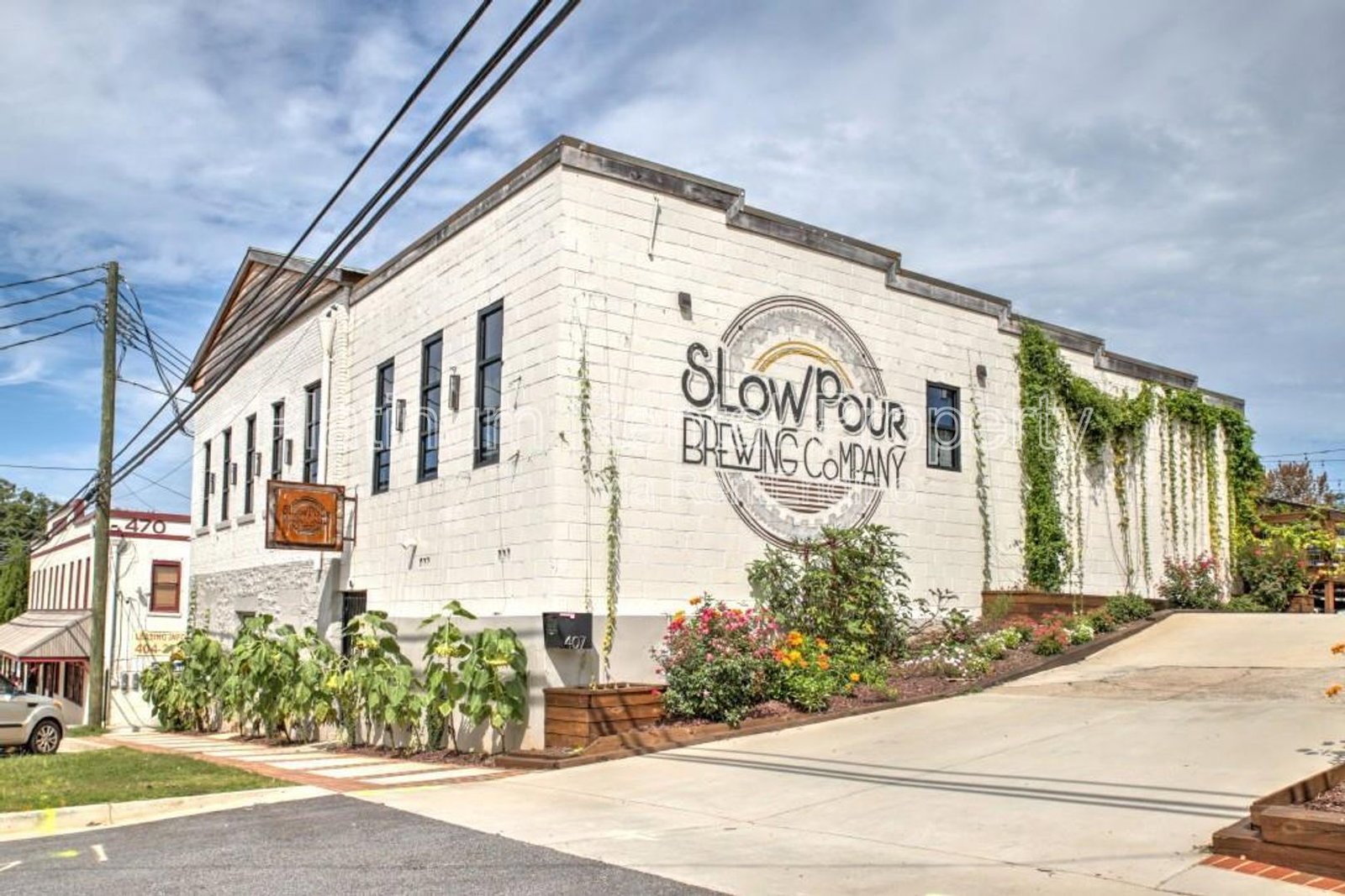 Beautiful 4 bedroom townhome in desirable Lawrenceville by Platinum Property Management Services, Inc. property image