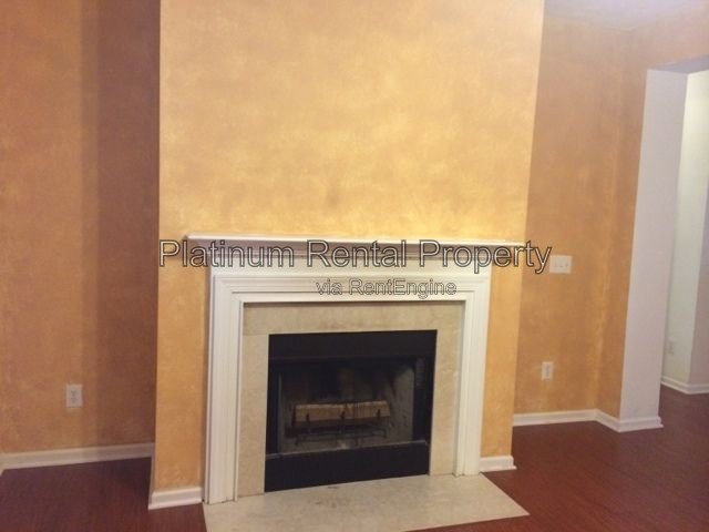Fabulous 3 bedroom townhome in sought after Village at Weatherstone by Platinum Property Management Services, Inc. property image
