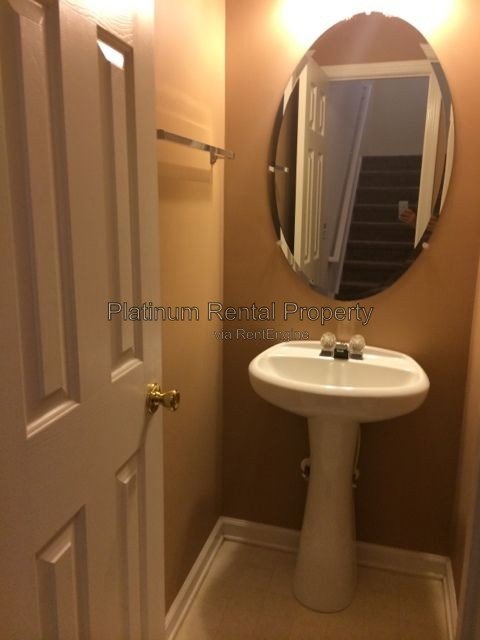 Fabulous 3 bedroom townhome in sought after Village at Weatherstone by Platinum Property Management Services, Inc. property image