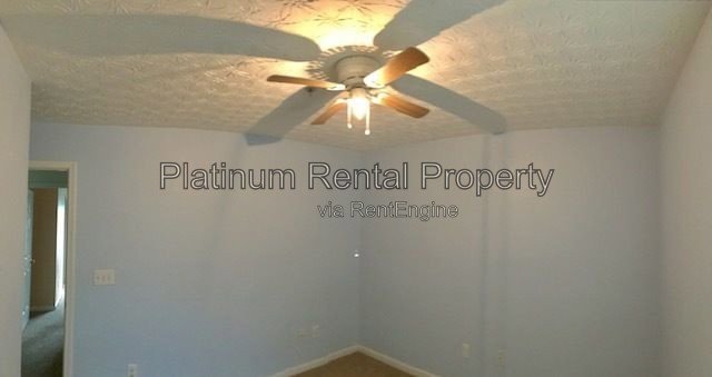 Fabulous 3 bedroom townhome in sought after Village at Weatherstone by Platinum Property Management Services, Inc. property image