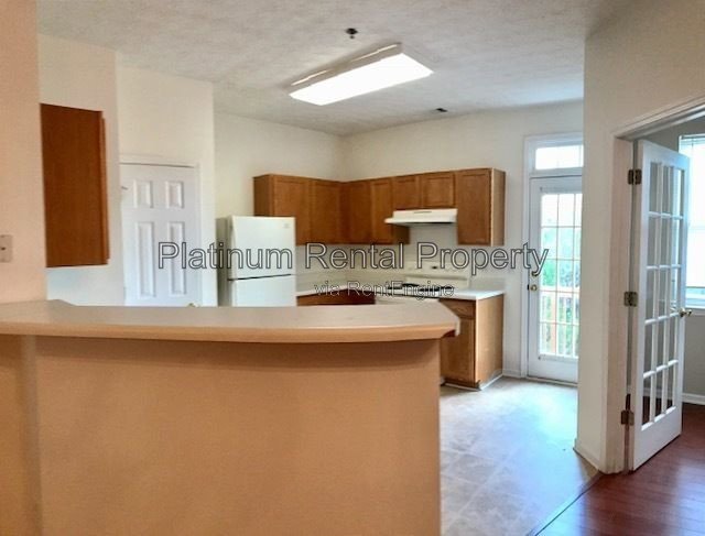 Fabulous 3 bedroom townhome in sought after Village at Weatherstone by Platinum Property Management Services, Inc. property image