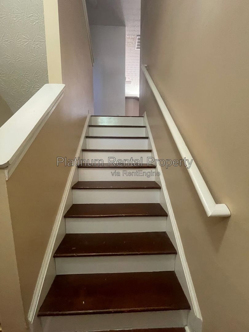 Fabulous 3 bedroom townhome in sought after Village at Weatherstone by Platinum Property Management Services, Inc. property image