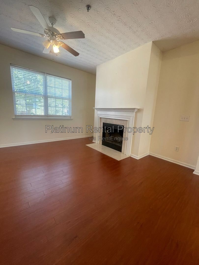 Fabulous 3 bedroom townhome in sought after Village at Weatherstone by Platinum Property Management Services, Inc. property image