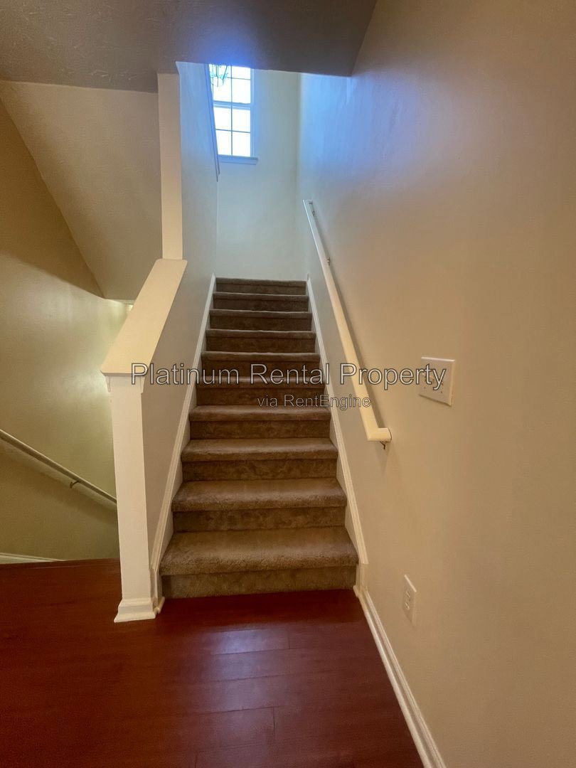 Fabulous 3 bedroom townhome in sought after Village at Weatherstone by Platinum Property Management Services, Inc. property image