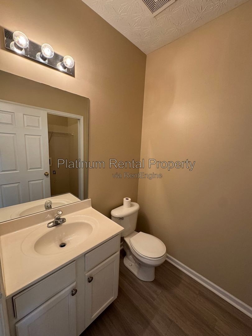 Wonderful 2 bedroom townhome in desirable Dawsonville by Platinum Property Management Services, Inc. property image