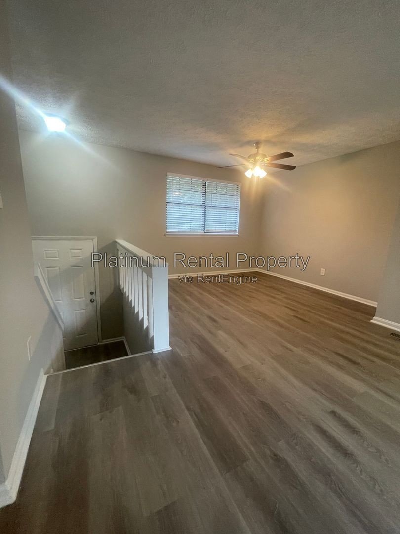 Wonderful 4 bedroom, split foyer home in convenient Stone Mountain by Platinum Property Management Services, Inc. property image