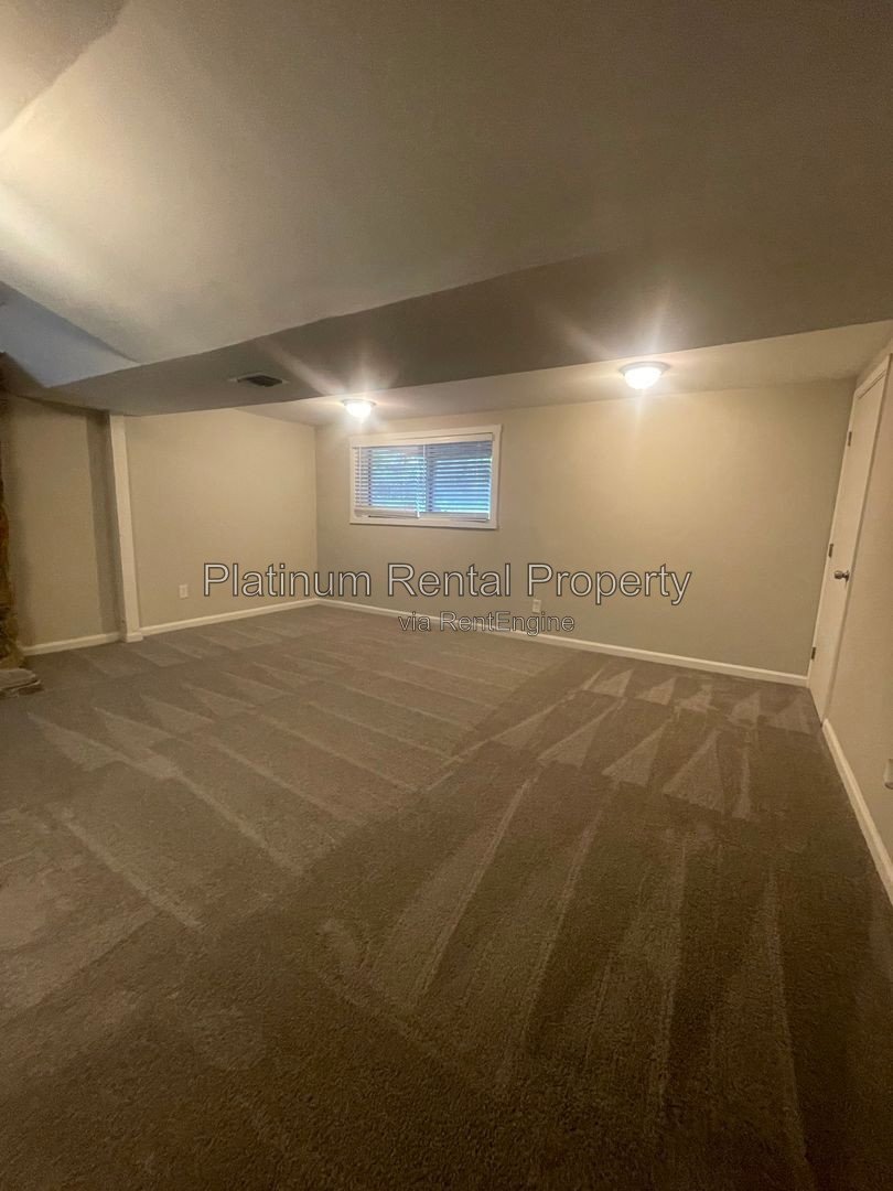 Wonderful 4 bedroom, split foyer home in convenient Stone Mountain by Platinum Property Management Services, Inc. property image