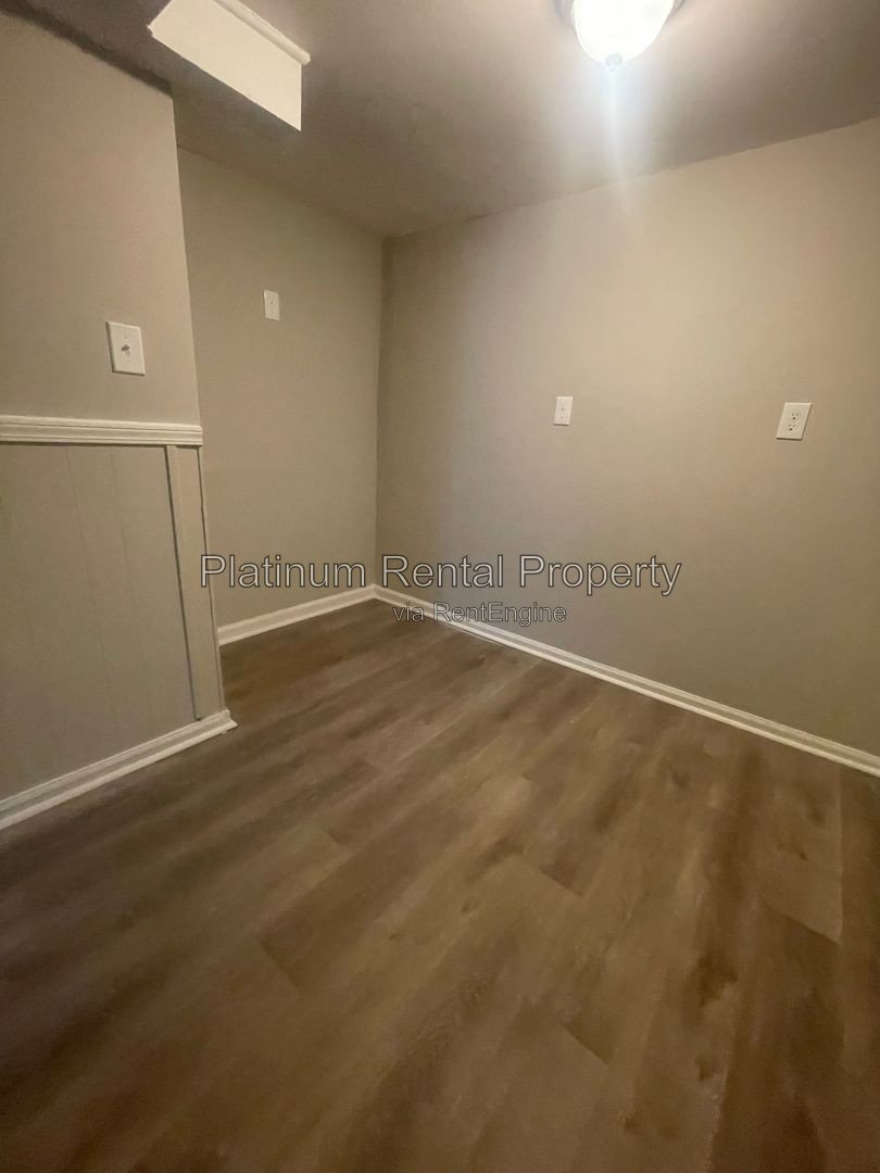 Wonderful 4 bedroom, split foyer home in convenient Stone Mountain by Platinum Property Management Services, Inc. property image