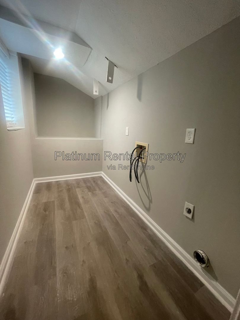 Wonderful 4 bedroom, split foyer home in convenient Stone Mountain by Platinum Property Management Services, Inc. property image