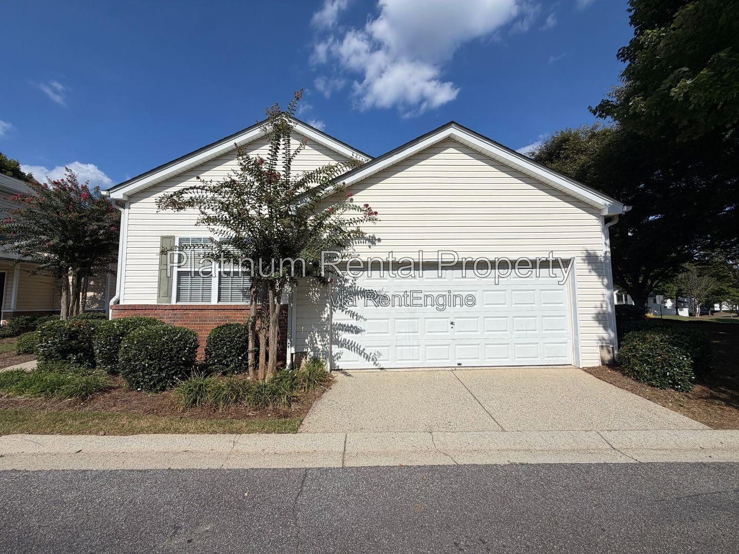 Fabulous 3 bedroom 2 bathroom Ranch home in Alpharetta by Platinum Property Management Services, Inc. property image