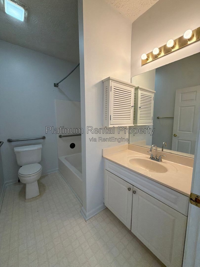 Fabulous 3 bedroom 2 bathroom Ranch home in Alpharetta by Platinum Property Management Services, Inc. property image