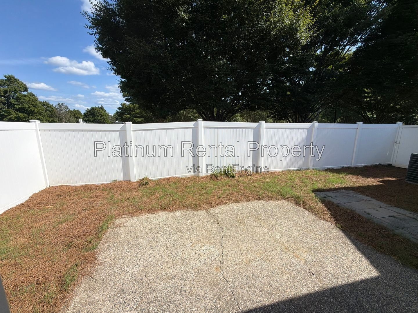 Fabulous 3 bedroom 2 bathroom Ranch home in Alpharetta by Platinum Property Management Services, Inc. property image