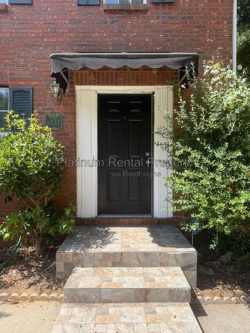2 Bedroom Peachtree Corners END Unit Townhome for Rent by Platinum Property Management Services, Inc. property image