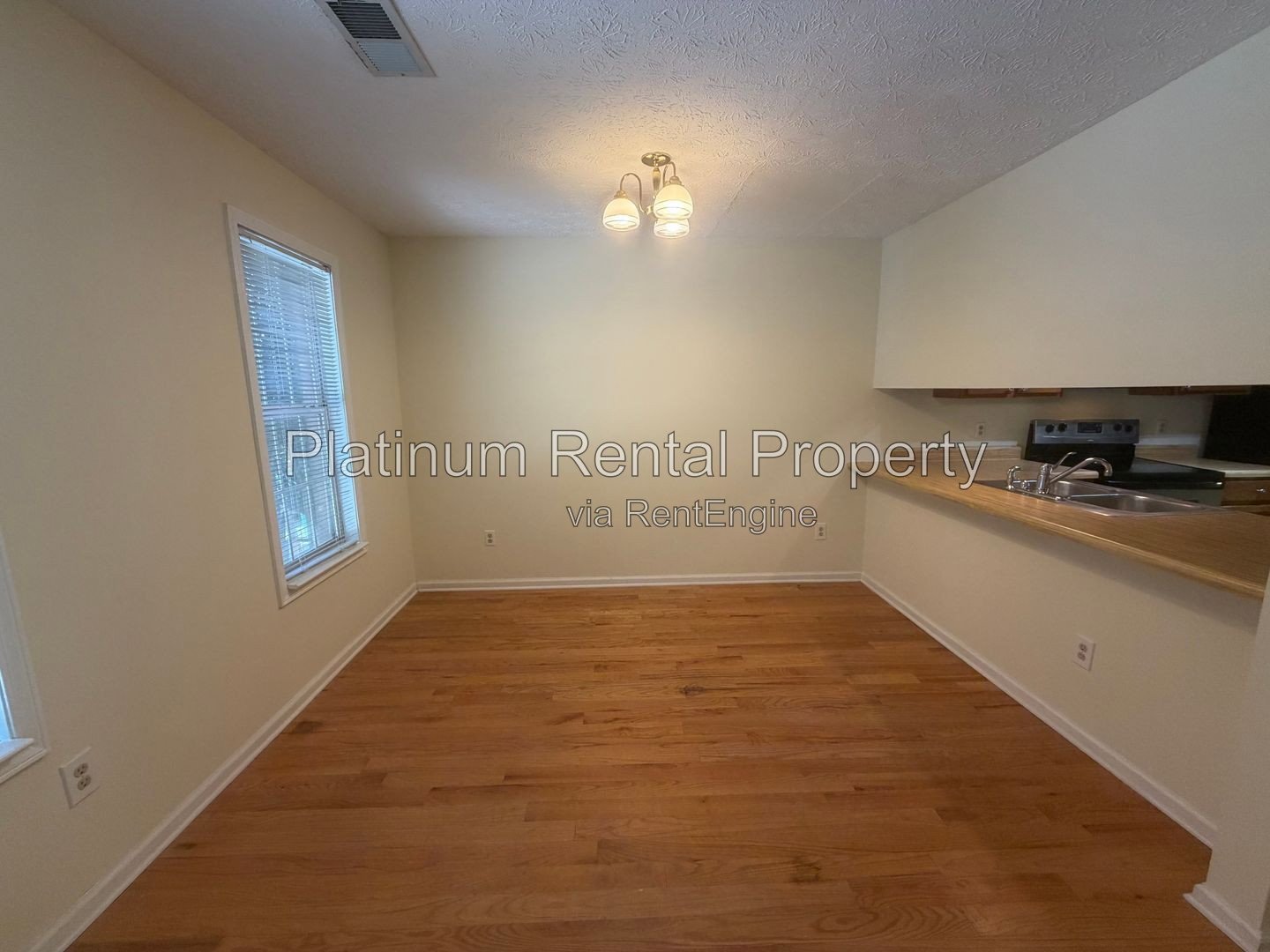 2 Bedroom Peachtree Corners END Unit Townhome for Rent by Platinum Property Management Services, Inc. property image