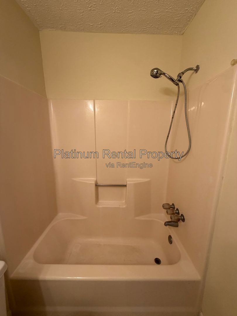 2 Bedroom Peachtree Corners END Unit Townhome for Rent by Platinum Property Management Services, Inc. property image
