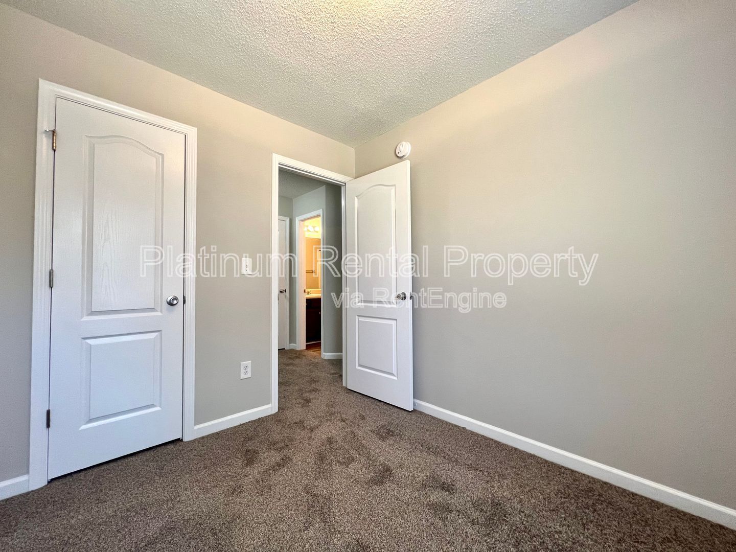 Fantastic 3 bedroom townhome in Atlanta, by Platinum Property Management Services, Inc. property image
