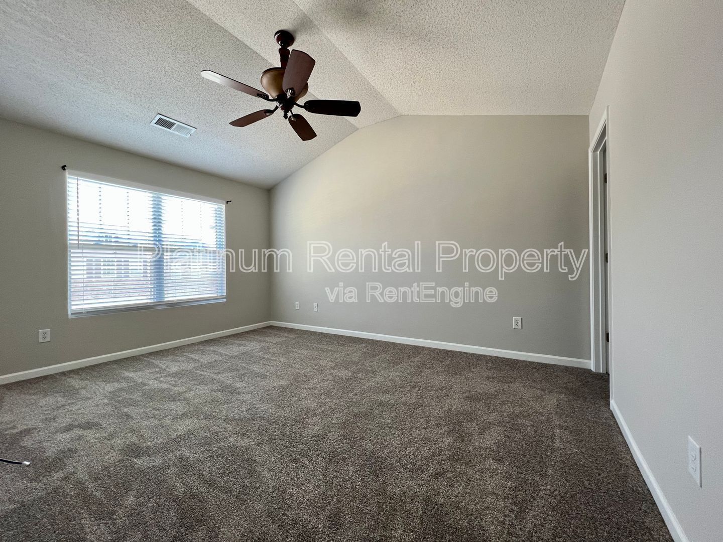 Fantastic 3 bedroom townhome in Atlanta, by Platinum Property Management Services, Inc. property image