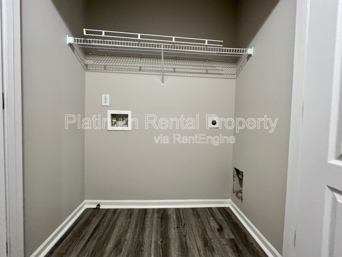 Fantastic 3 bedroom townhome in Atlanta, by Platinum Property Management Services, Inc. property image