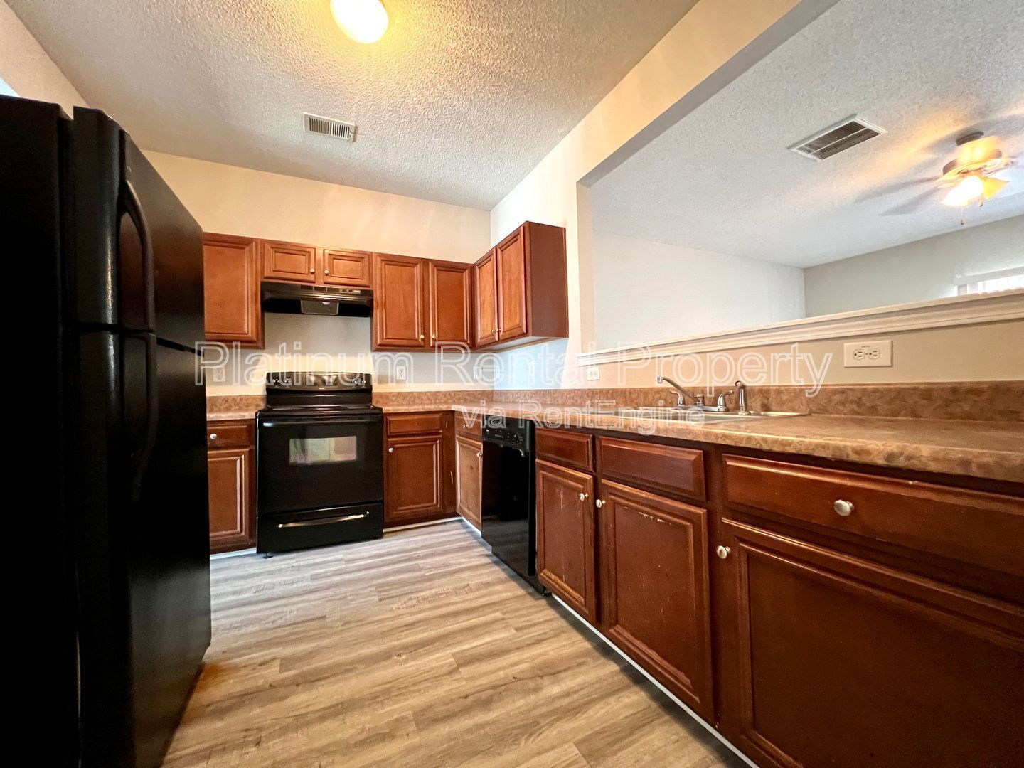 Fantastic 3 bedroom townhome in Atlanta, by Platinum Property Management Services, Inc. property image