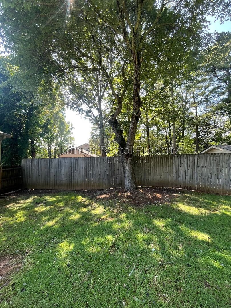 Fabulous 3 bedroom home in prime Duluth location by Platinum Property Management Services, Inc. property image