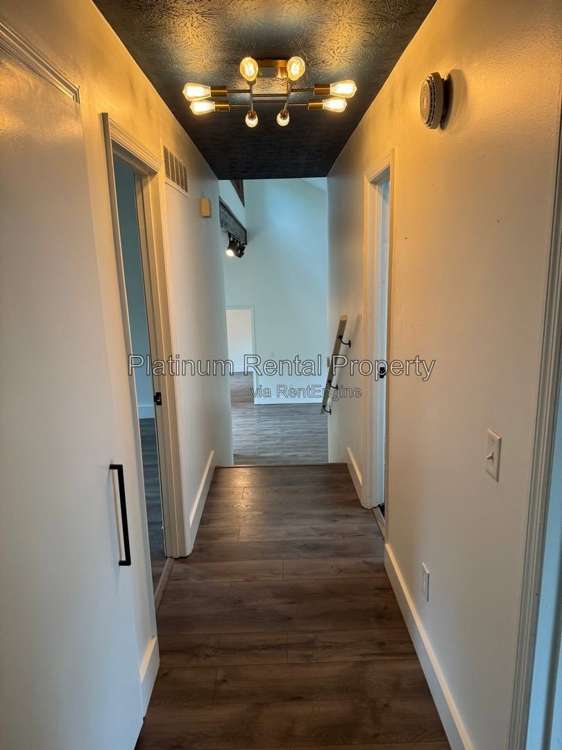 Beautifully Updated Vintage 4 Bedroom Marietta Home for Rent by Platinum Property Management property image