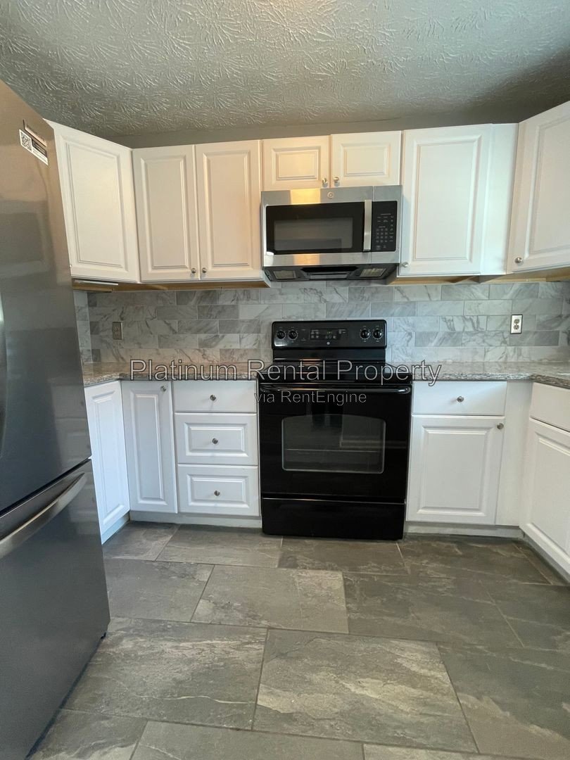 Charming, 2 bedroom townhome located minutes from the Battery in Smyrna, by Platinum Property Management Services, Inc. property image