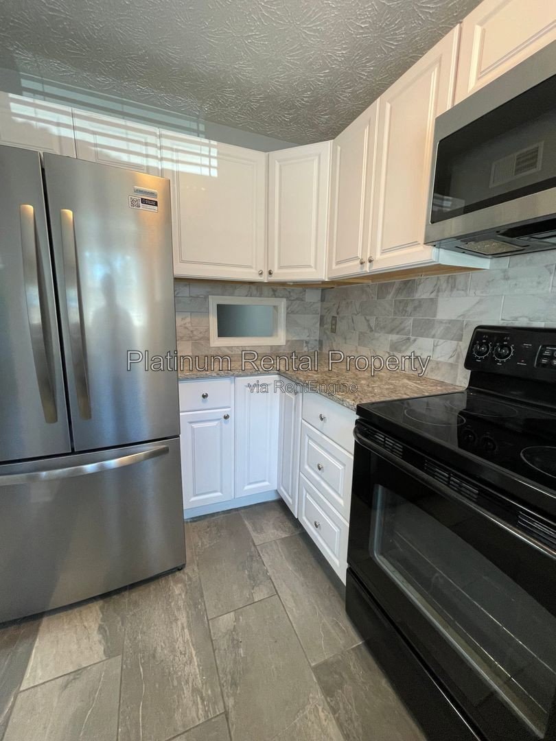Charming, 2 bedroom townhome located minutes from the Battery in Smyrna, by Platinum Property Management Services, Inc. property image