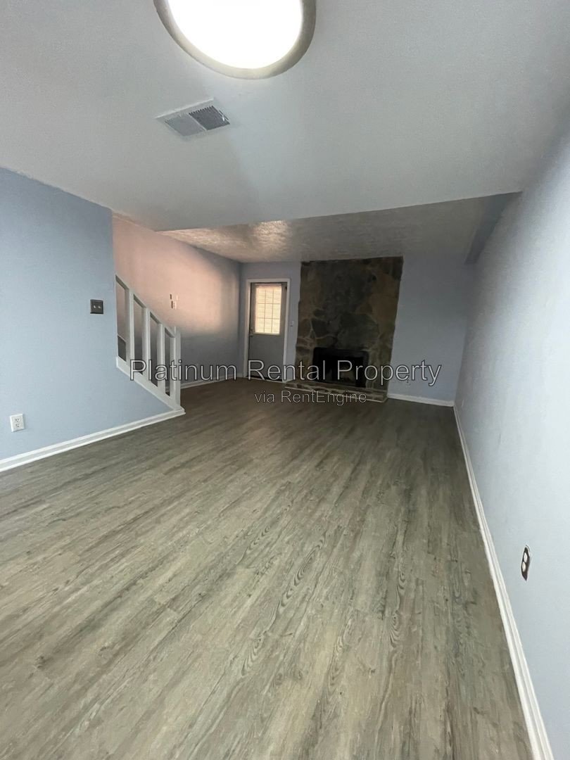 Charming, 2 bedroom townhome located minutes from the Battery in Smyrna, by Platinum Property Management Services, Inc. property image