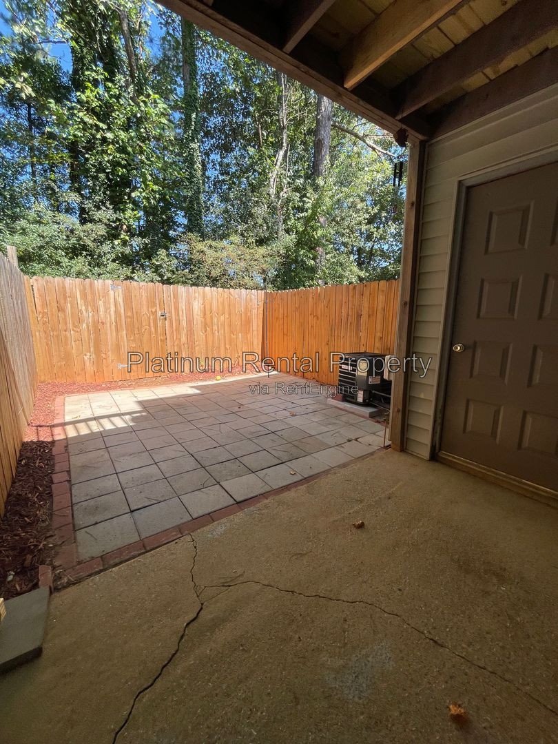 Charming, 2 bedroom townhome located minutes from the Battery in Smyrna, by Platinum Property Management Services, Inc. property image