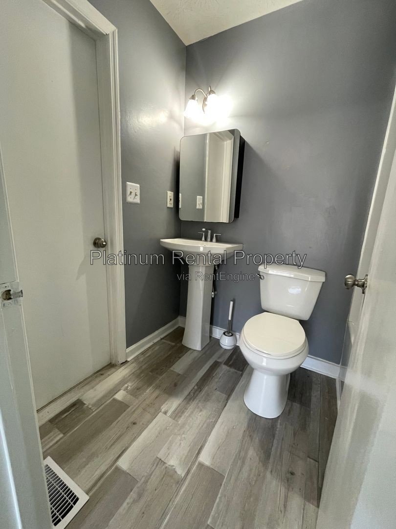 Charming, 2 bedroom townhome located minutes from the Battery in Smyrna, by Platinum Property Management Services, Inc. property image