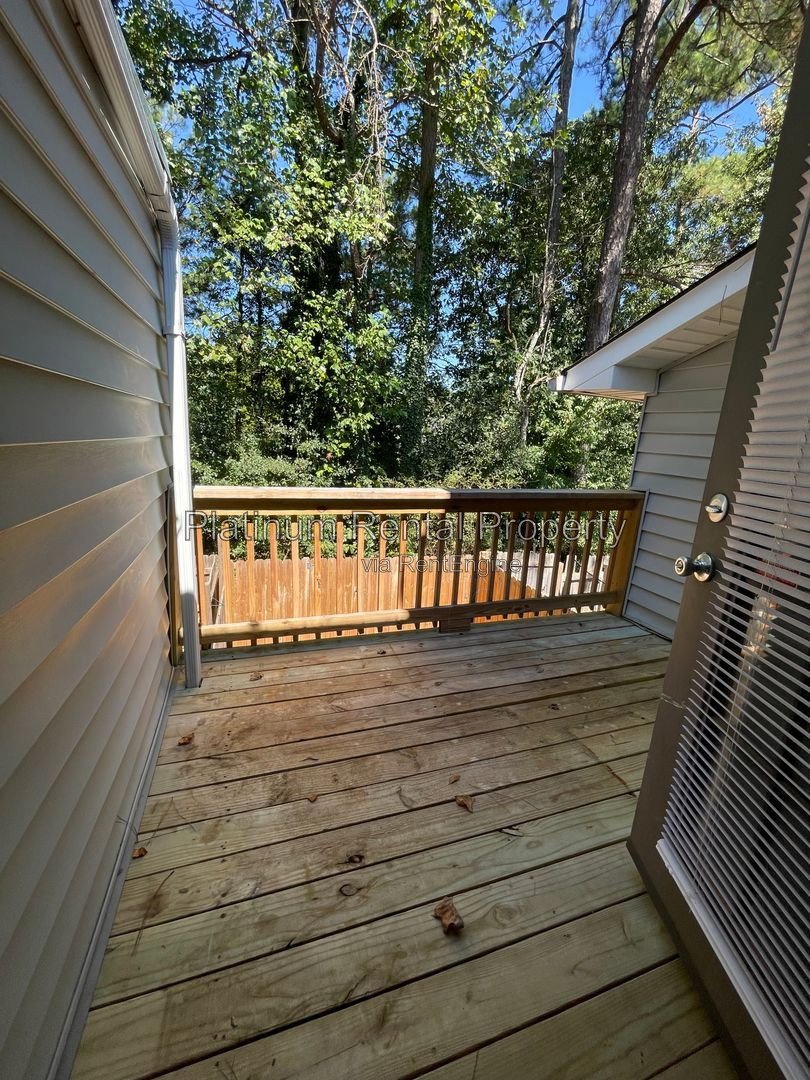 Charming, 2 bedroom townhome located minutes from the Battery in Smyrna, by Platinum Property Management Services, Inc. property image