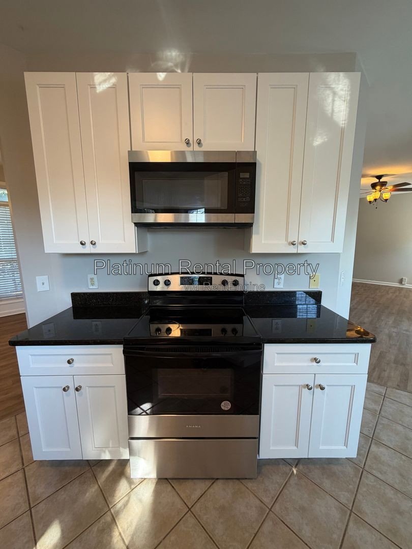 3 bedroom Kennesaw Home For Rent by Platinum Property Management Services, Inc. property image