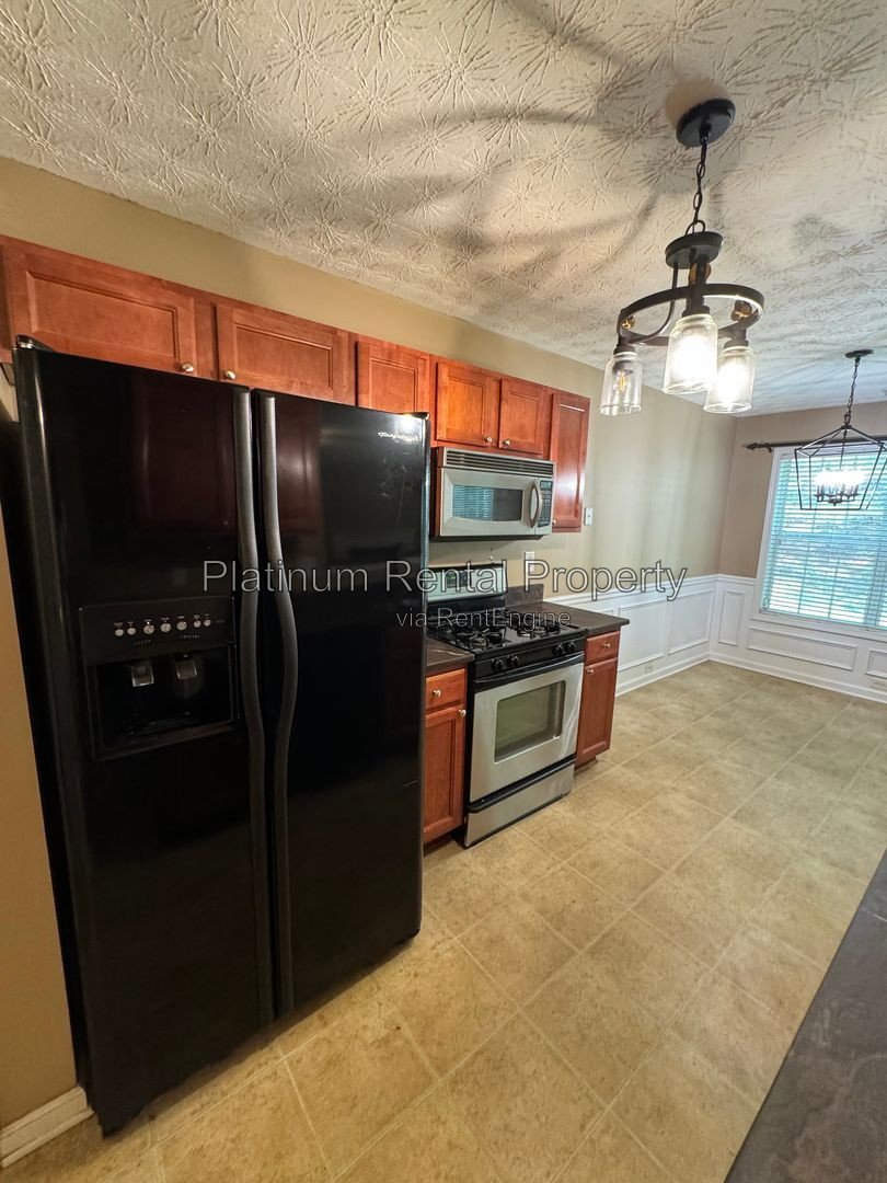 3 Bedroom townhome in Lithonia by Platinum Property Management, Inc. property image