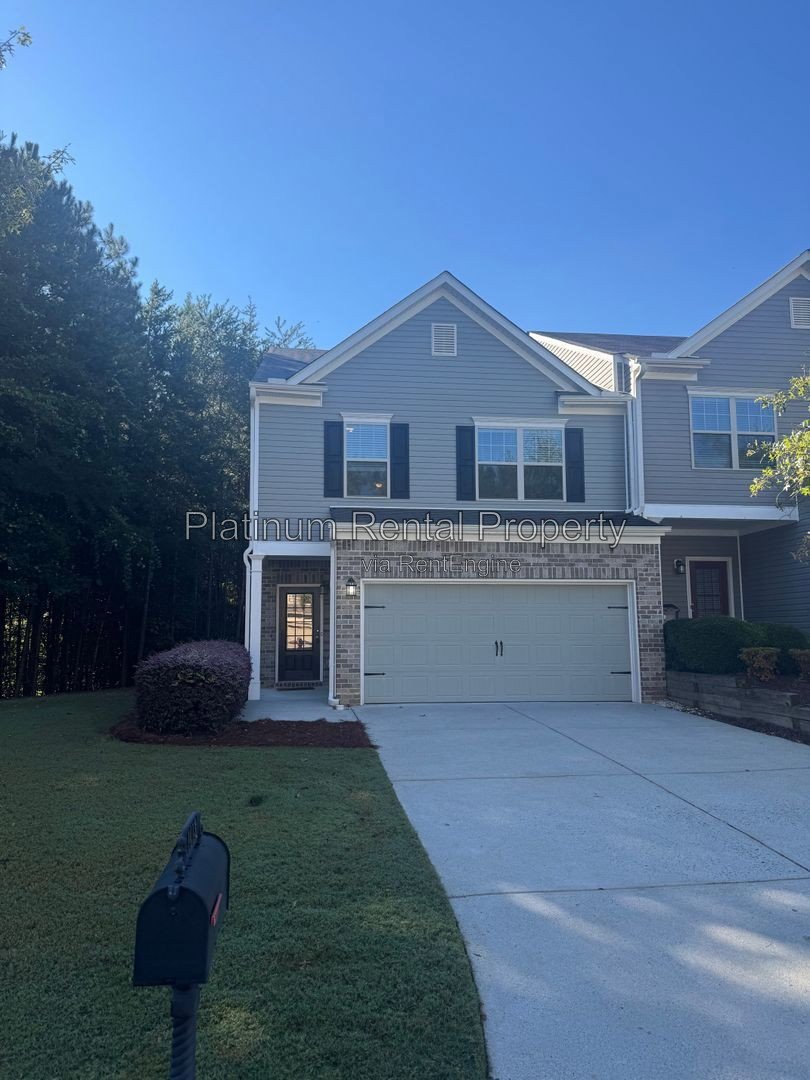 Minutes from Downtown Cumming! Townhome For Rent, 3 Bedrooms/2 Baths by Platinum Property Management property image