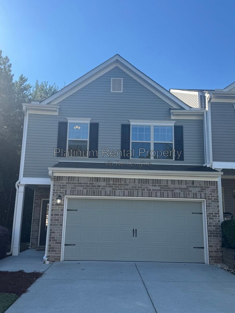 Minutes from Downtown Cumming! Townhome For Rent, 3 Bedrooms/2 Baths by Platinum Property Management property image