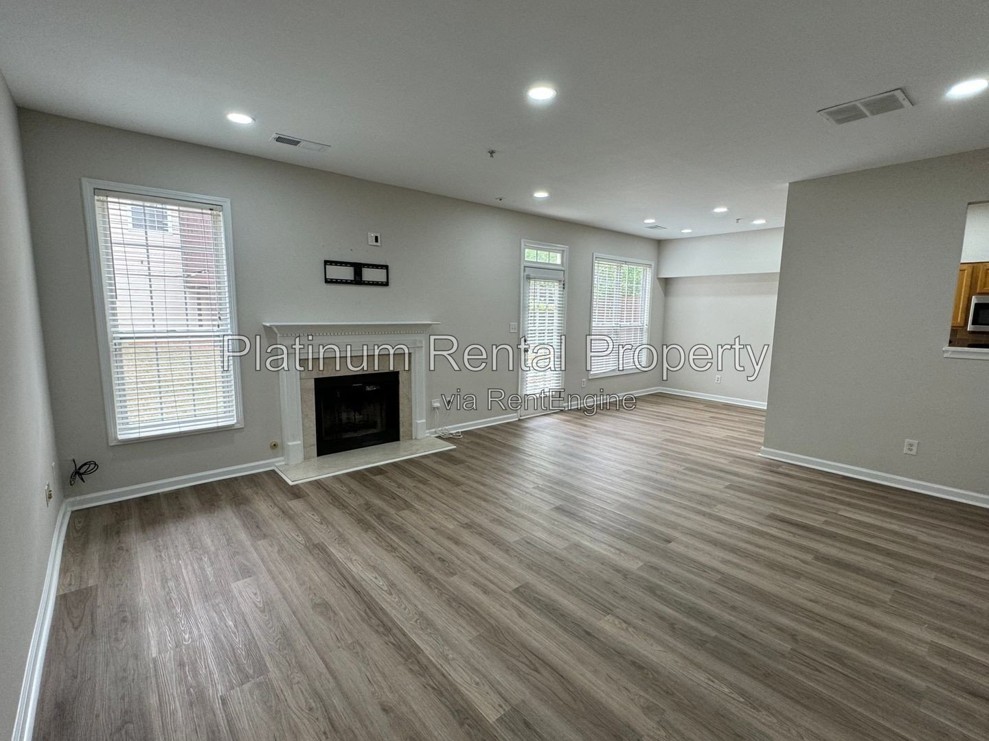Spotless END Unit 3 Bedroom Townhome in Atlanta by Platinum Property Management Services, Inc. property image