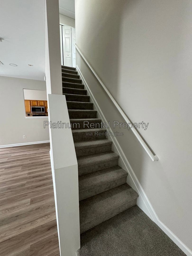 Spotless END Unit 3 Bedroom Townhome in Atlanta by Platinum Property Management Services, Inc. property image