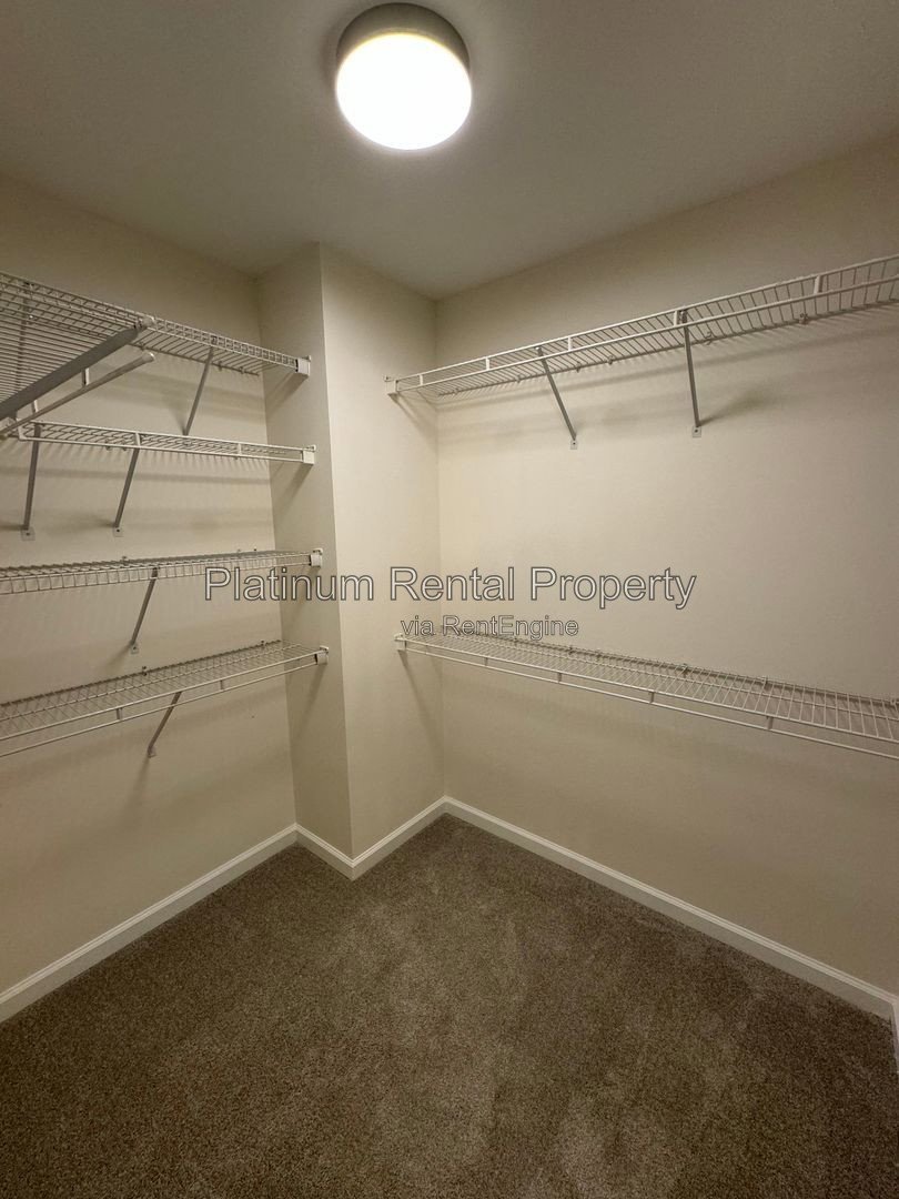 Spotless END Unit 3 Bedroom Townhome in Atlanta by Platinum Property Management Services, Inc. property image