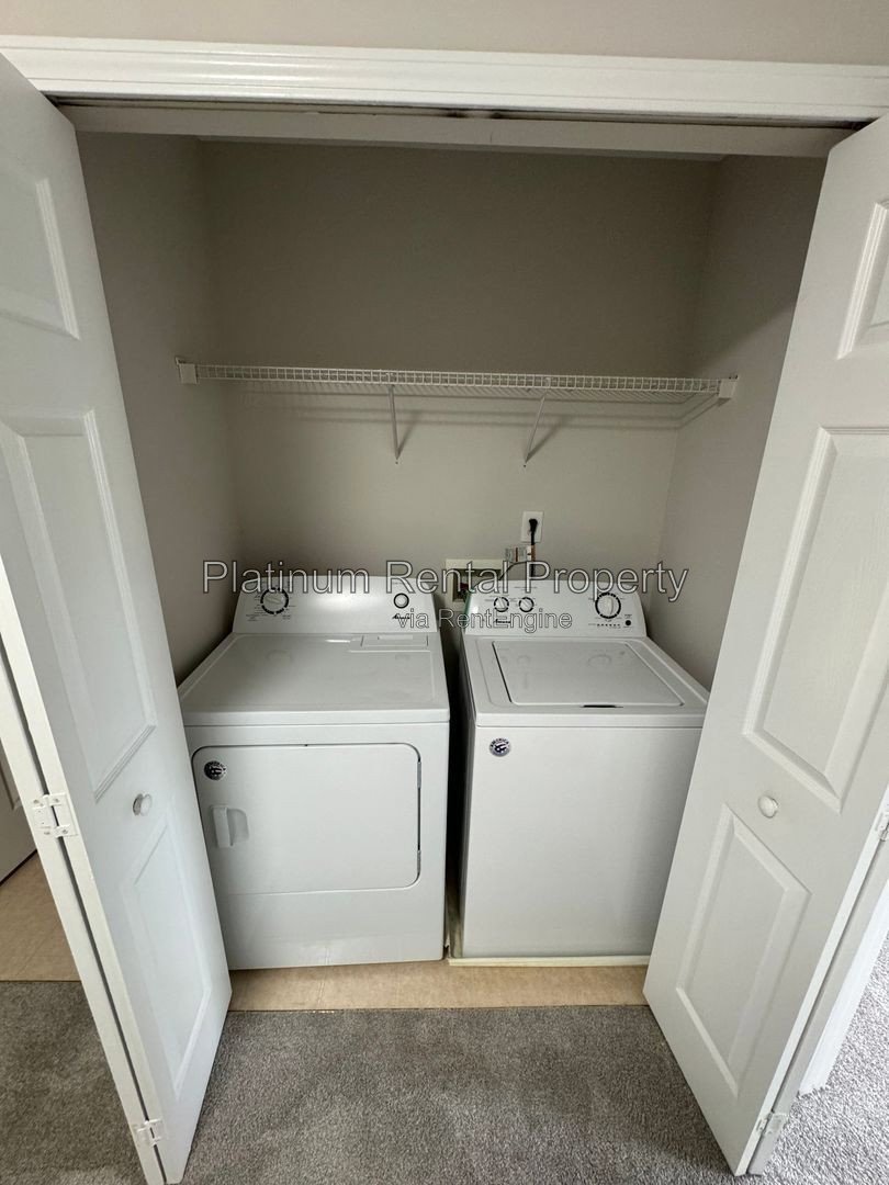 Spotless END Unit 3 Bedroom Townhome in Atlanta by Platinum Property Management Services, Inc. property image