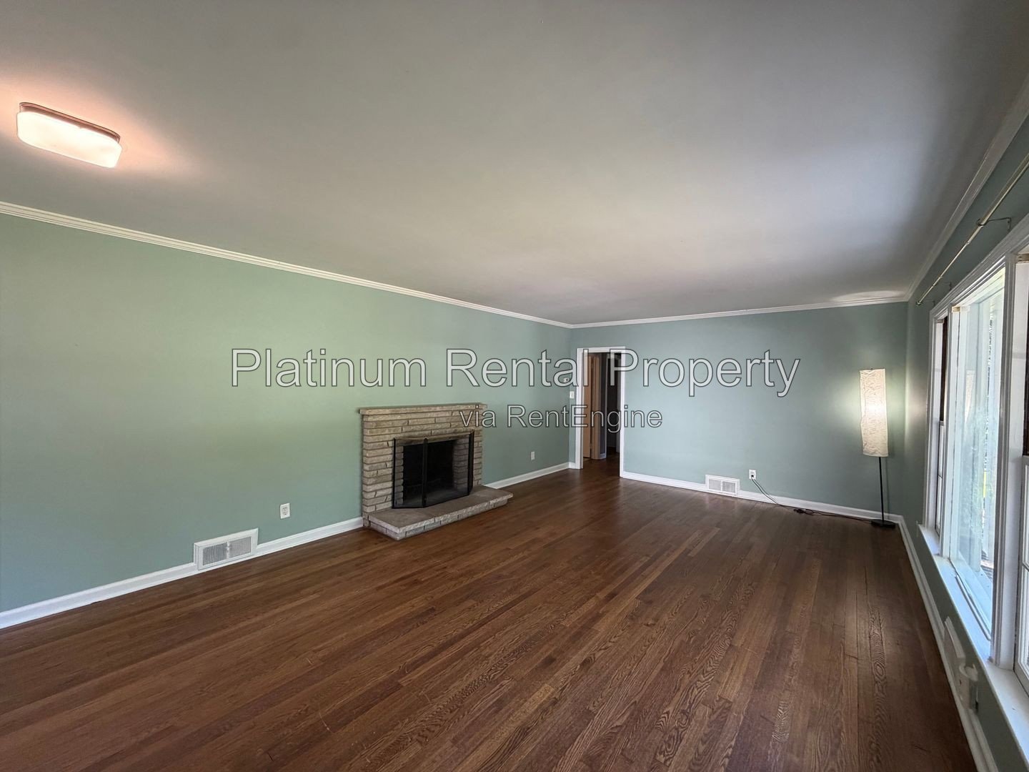 Updated 4 bedroom Brick Ranch home for rent in Atlanta by Platinum Property Management Services, Inc. property image
