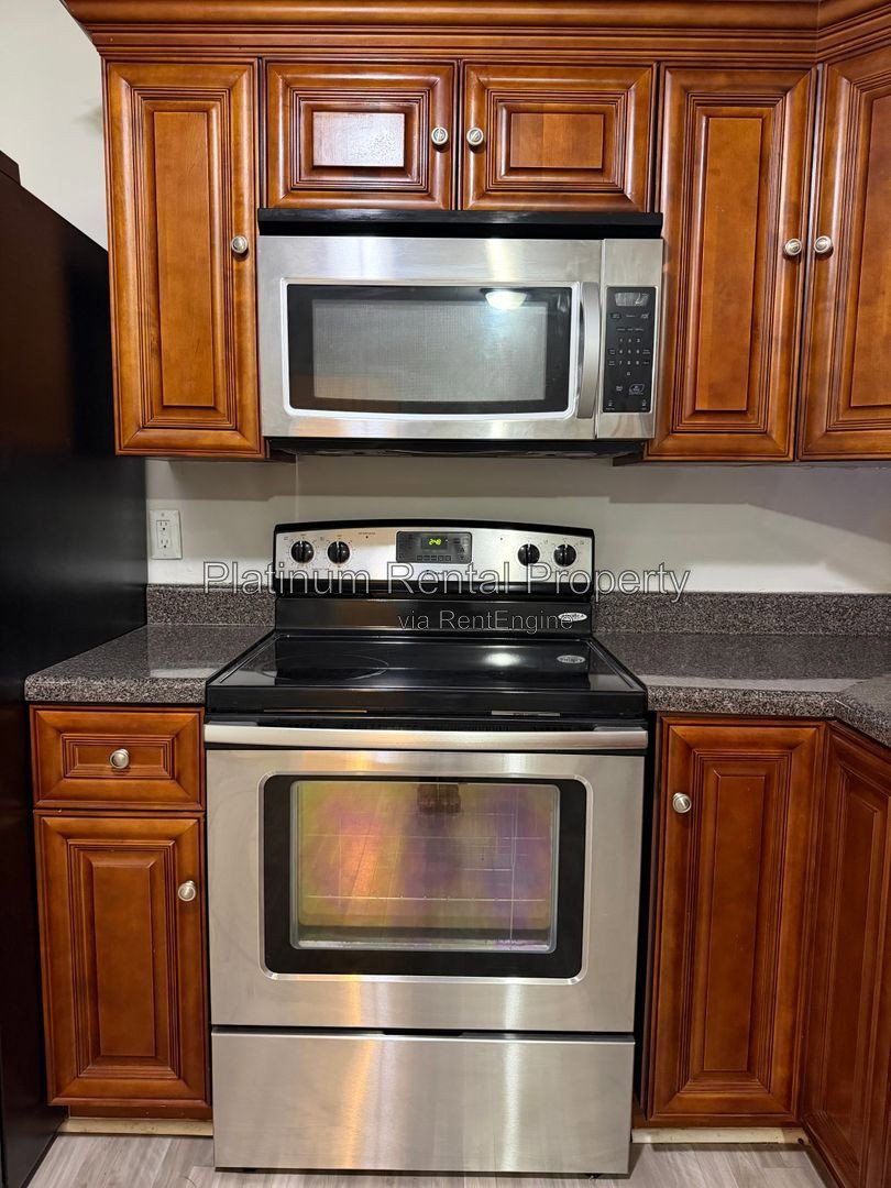 Updated 4 bedroom Brick Ranch home for rent in Atlanta by Platinum Property Management Services, Inc. property image